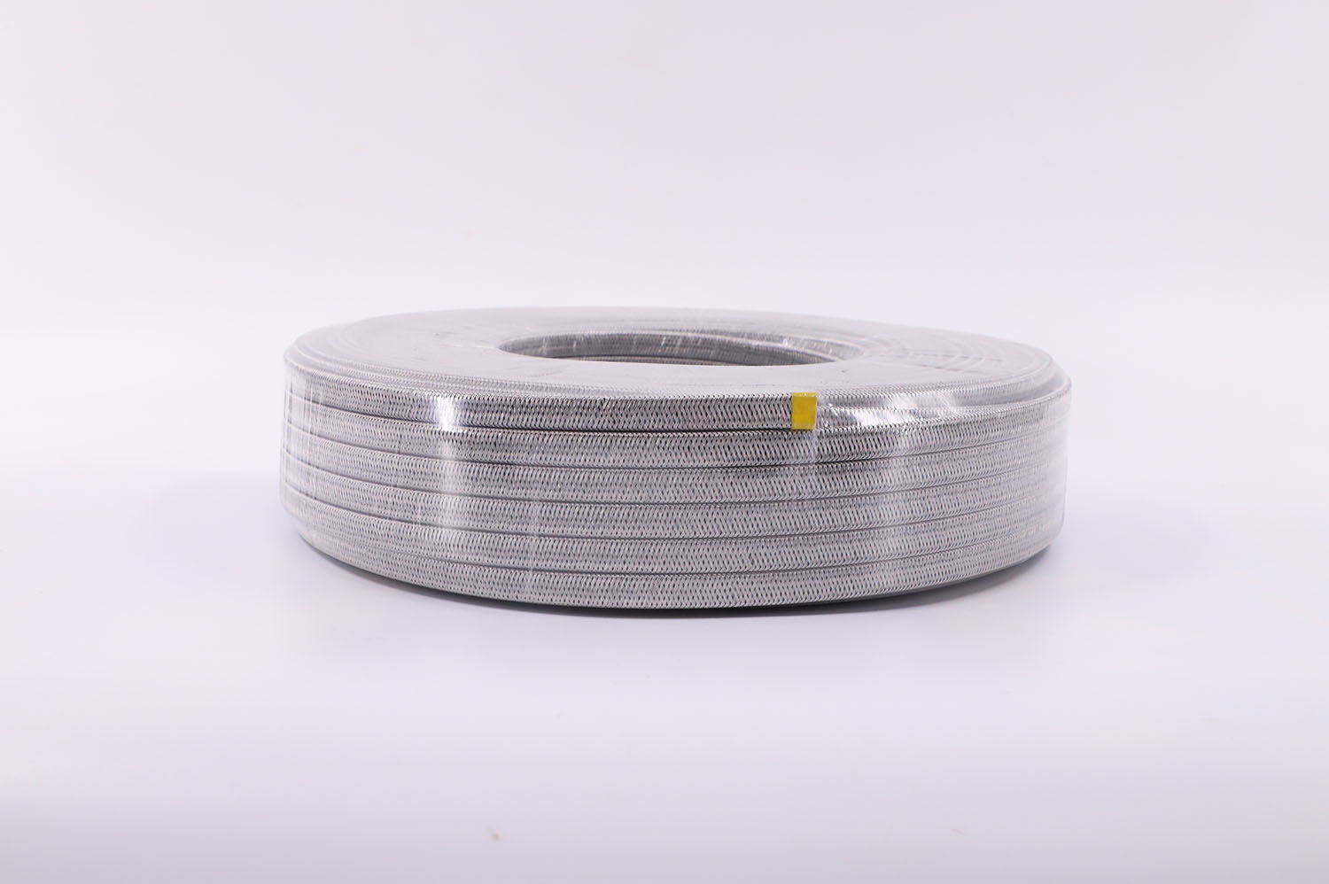 Low temperature, medium temperature shielded explosion-proof electric tracing tape